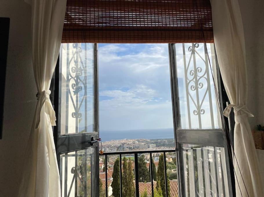 Precioso Apartamento Mandarinos Con Vistas Al Mar Nerja Exteriör bild