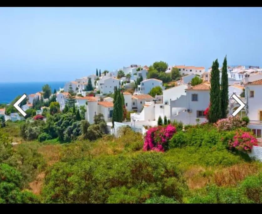 Precioso Apartamento Mandarinos Con Vistas Al Mar Nerja Exteriör bild