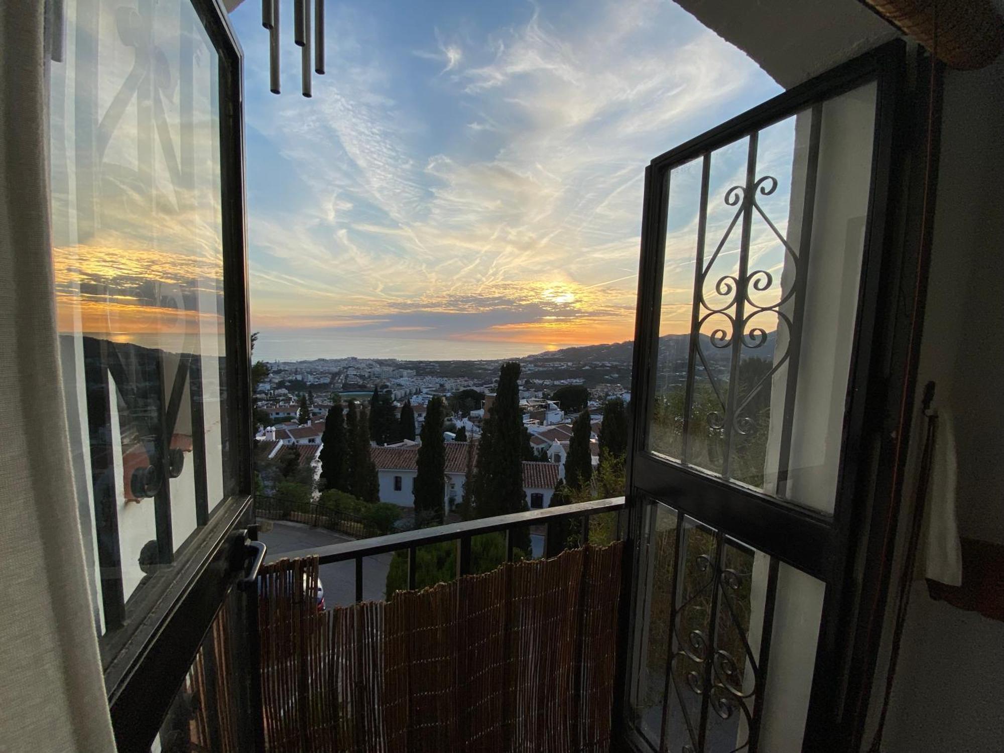 Precioso Apartamento Mandarinos Con Vistas Al Mar Nerja Exteriör bild